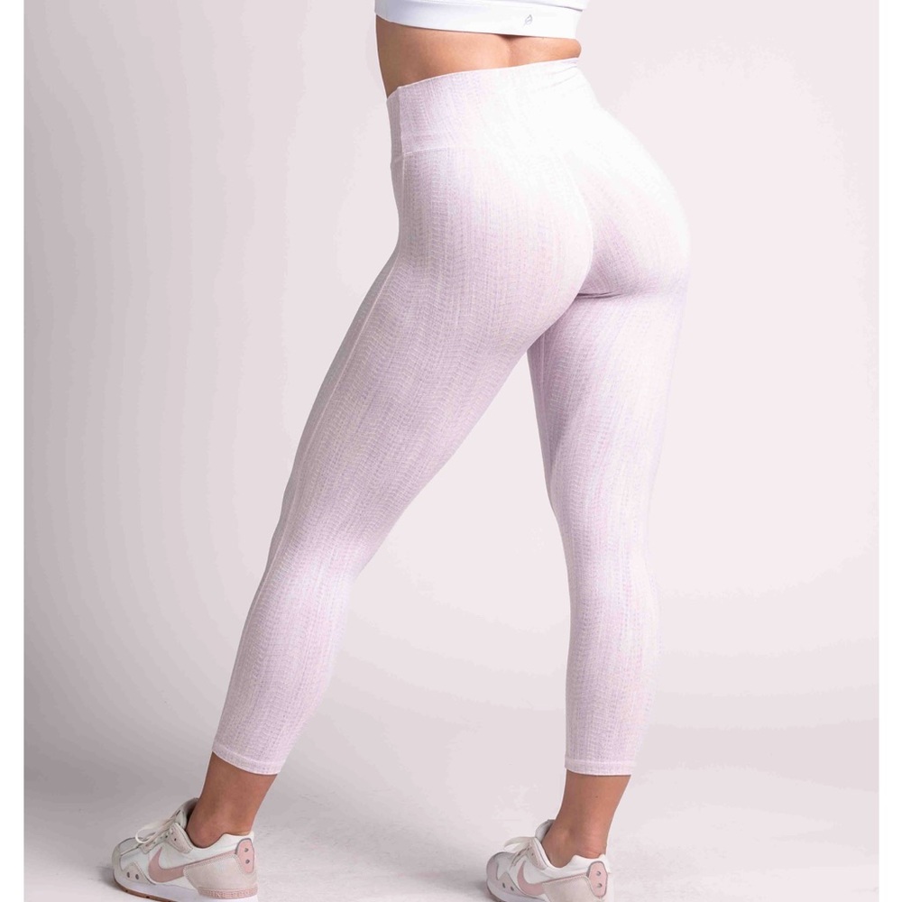P’tula Peak leggings 26” lavender